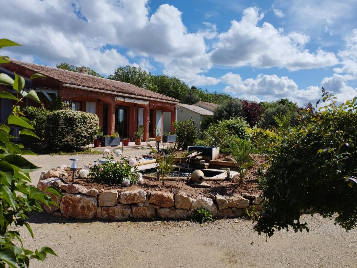 Bed and Breakfast L'Orangette Régusse Esterno foto